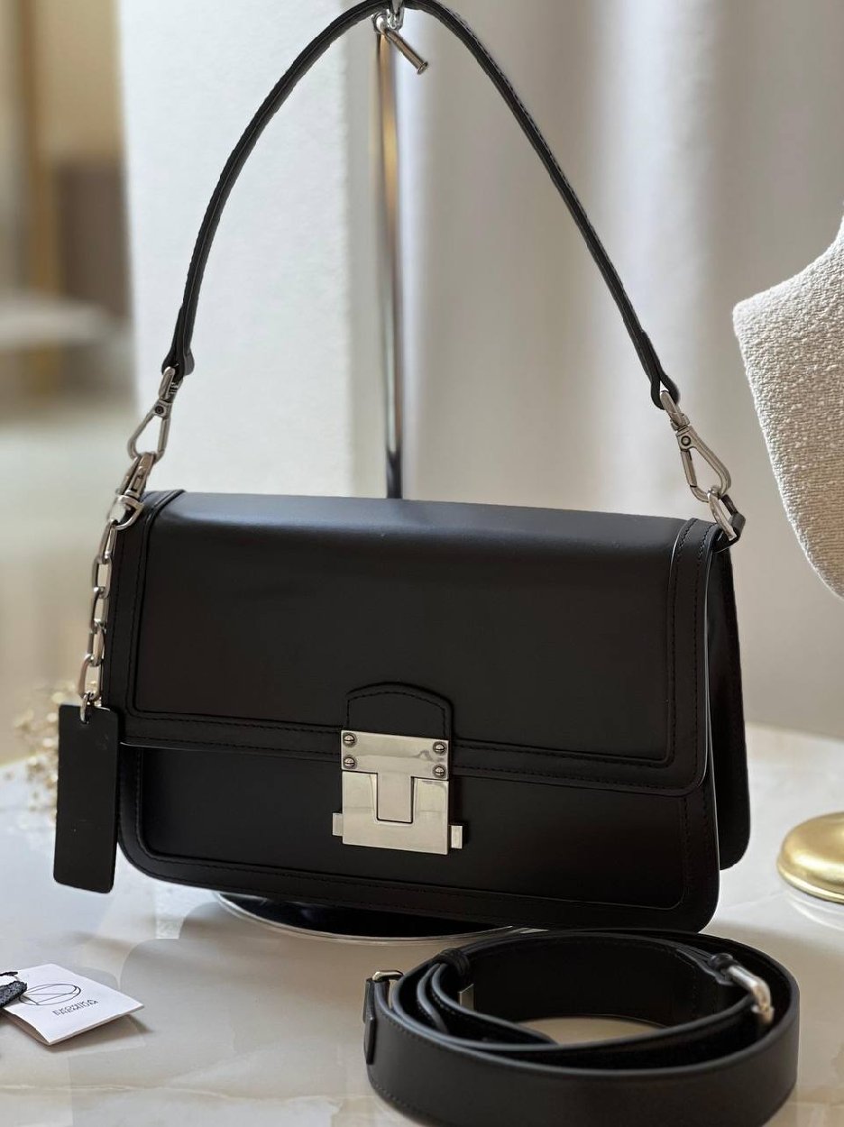 IMG_20251121_203853_000