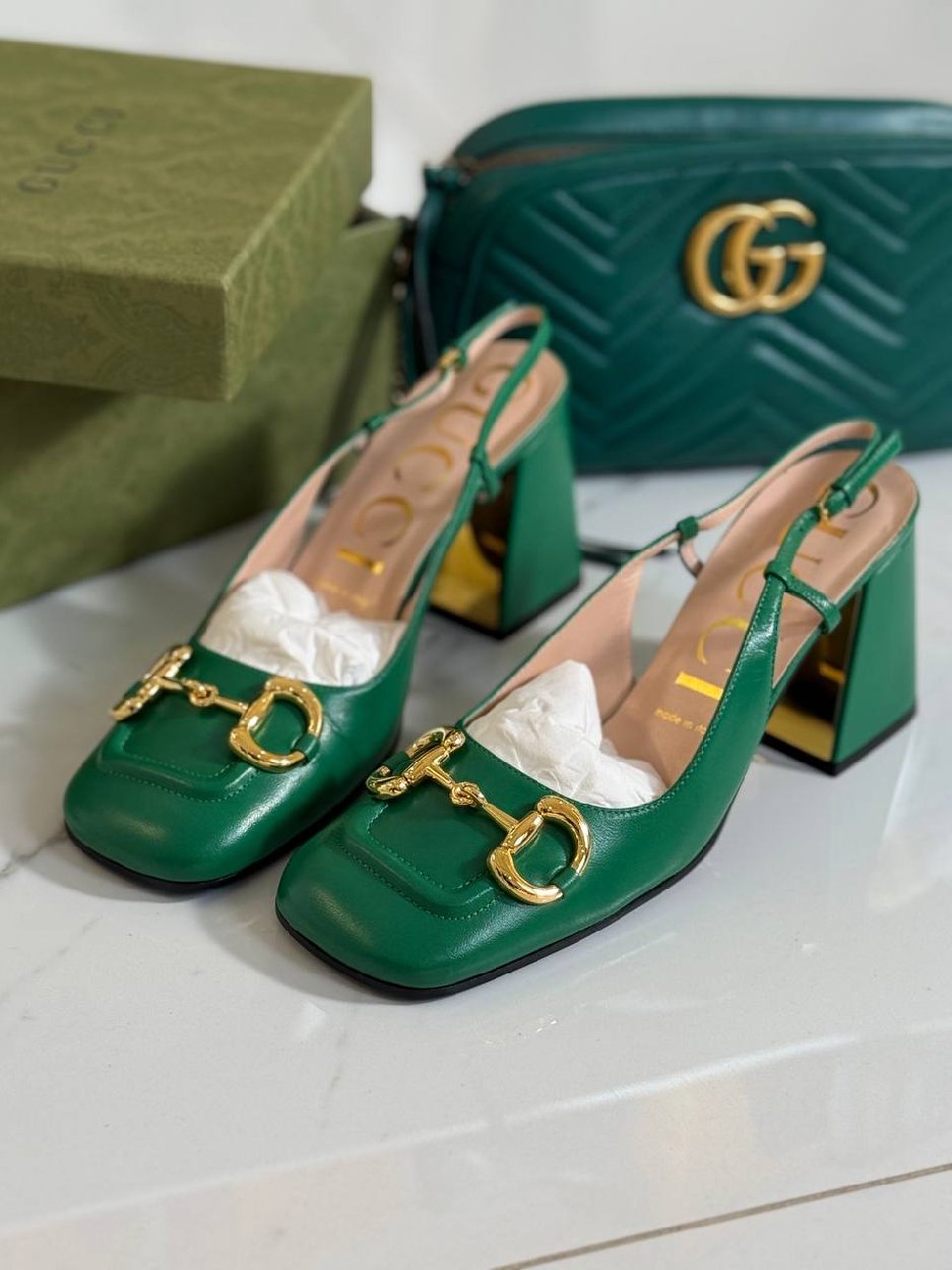 photo_2025-12-14_18-13-21