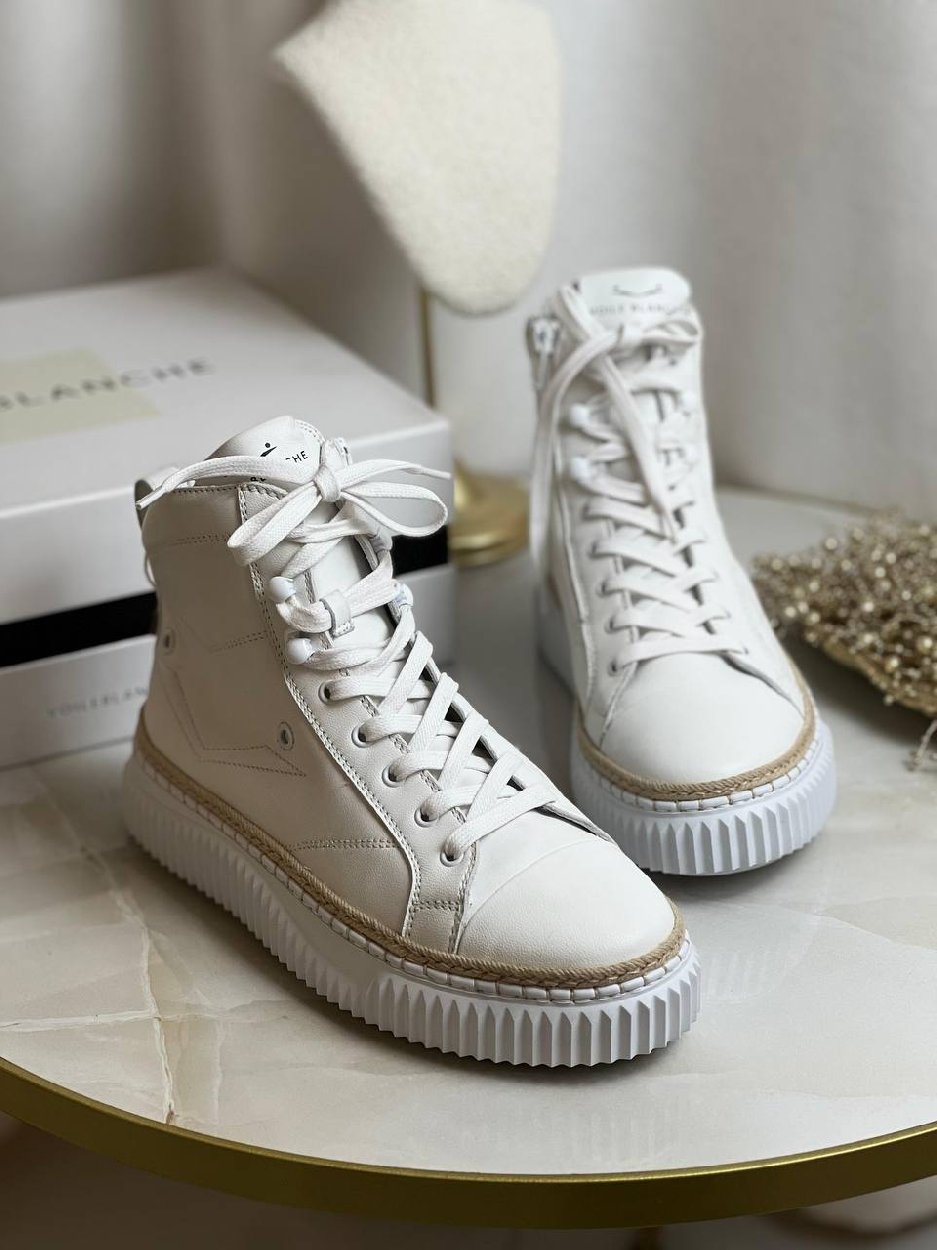 photo_2025-11-27_15-47-25